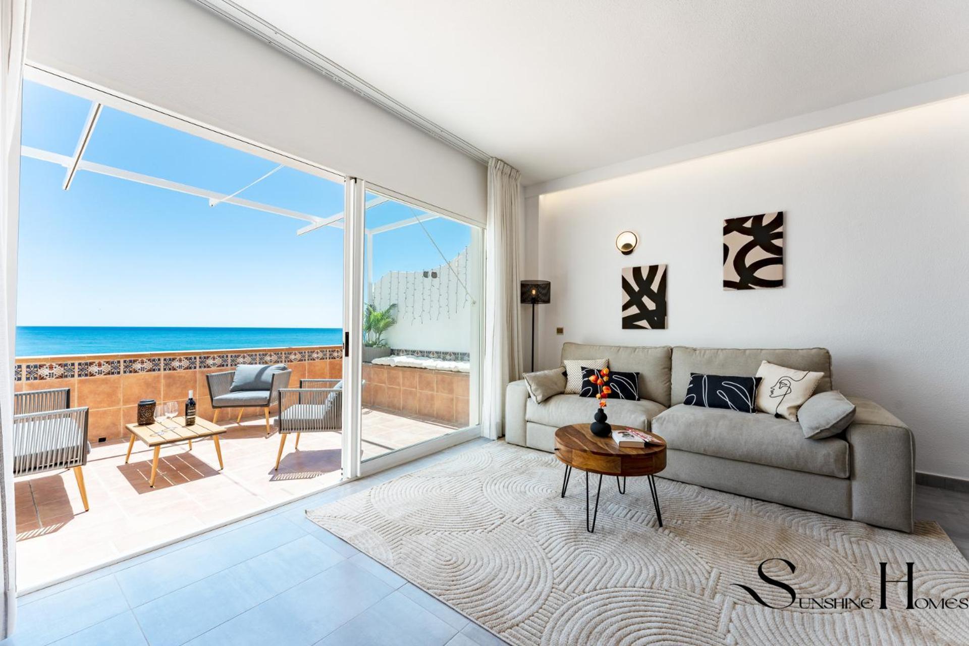 Apartment 2bed , First Line Lux *