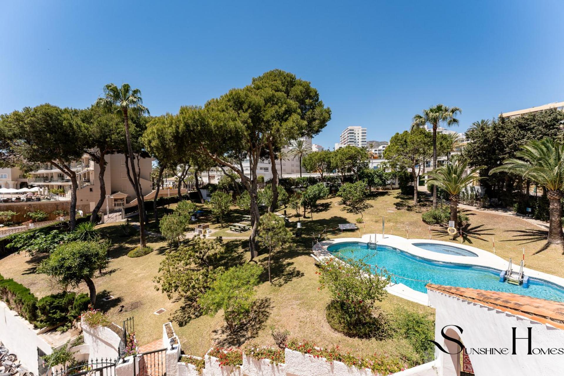 2bed , First Line Lux Benalmadena