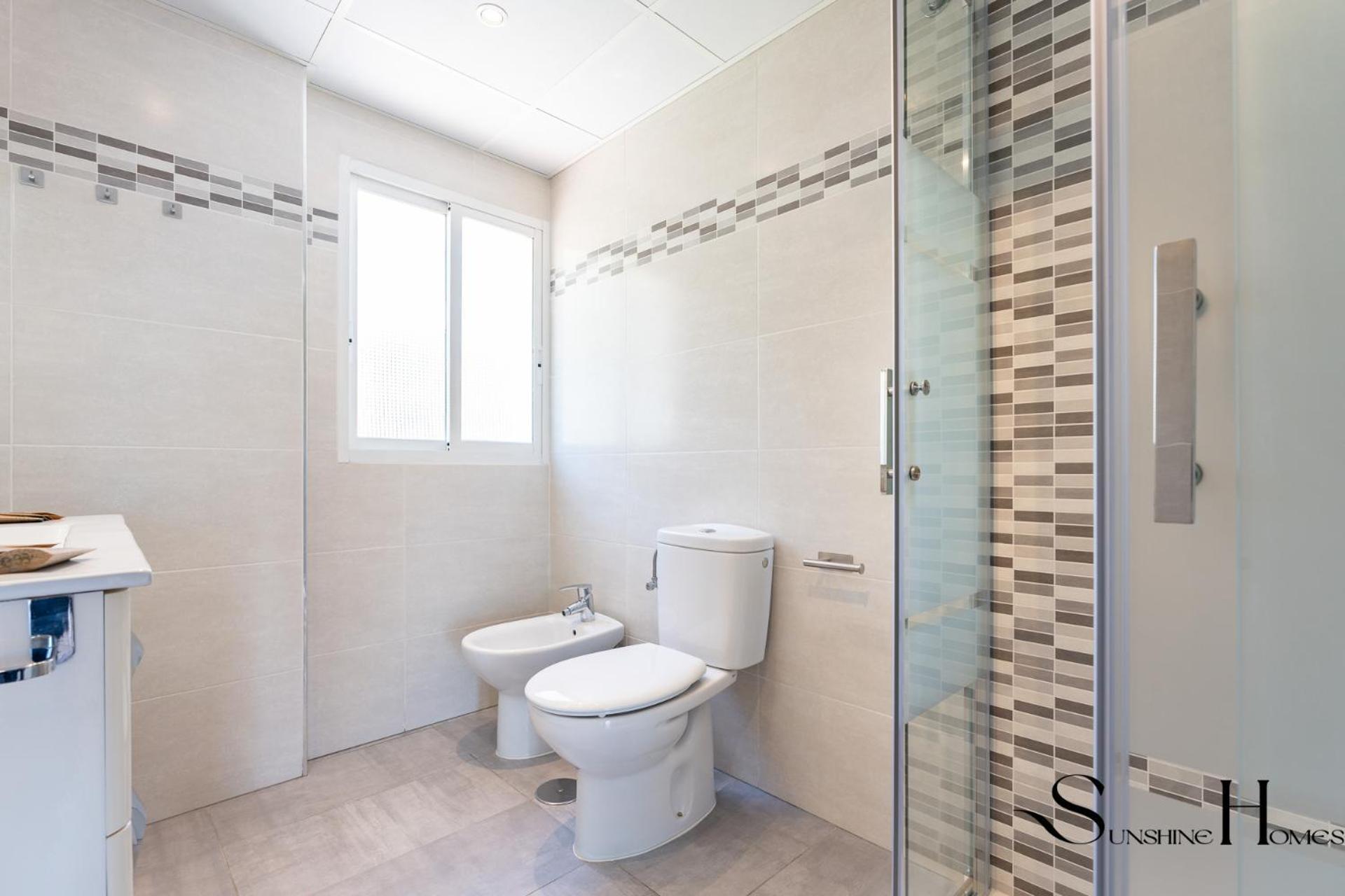 Appartement 2bed , First Line Lux