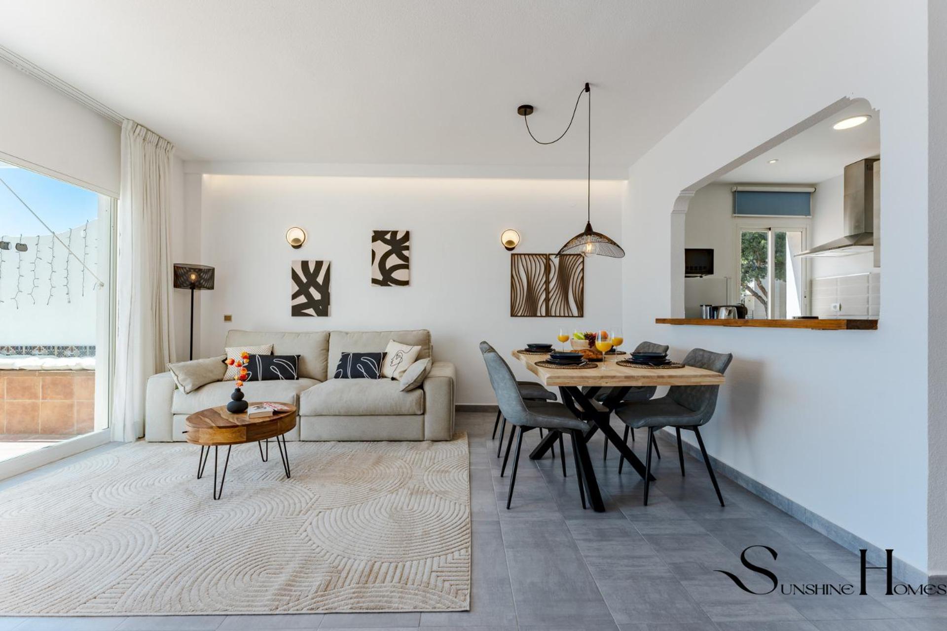 2bed , First Line Lux Apartment