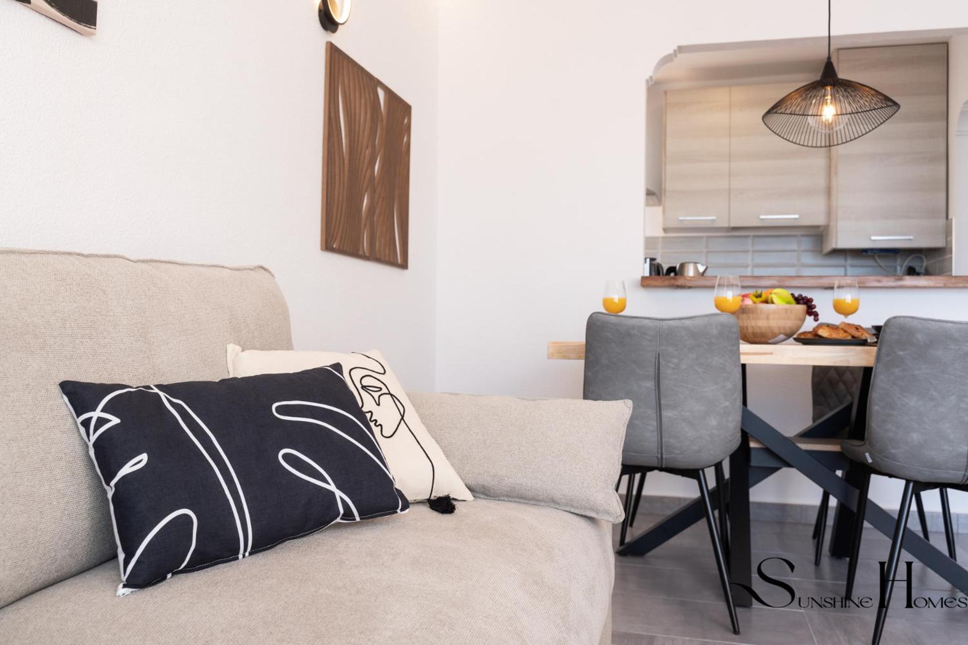 Apartment 2bed , First Line Lux